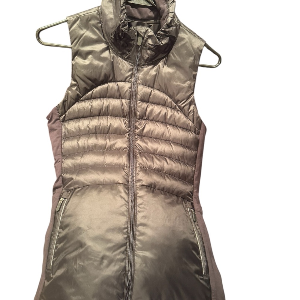 LULUlemon Down for a Run Vest II Black size 4 NWOT - Picture 4 of 9